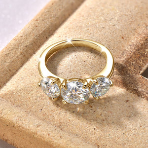 <span class=keywords><strong>Anillo</strong></span> <span class=keywords><strong>de</strong></span> compromiso unisex <span class=keywords><strong>de</strong></span> <span class=keywords><strong>oro</strong></span> laminado con moissanita D VVS1, engaste <span class=keywords><strong>de</strong></span> garra, tres piedras redondas, regalo <span class=keywords><strong>de</strong></span> aniversario para hombres y mujeres - Product Image 5