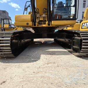 รถขุดตีนตะขาบ Caterpillar 330 มือสอง นำเข้าจากญี่ปุ่นแท้ รุ่น CAT 330 น้ำหนัก 31 ตัน ระบบไฮดรอลิก สภาพดี ใช้งานได้ สำหรับงานขนาดเล็ก - Product Image 4