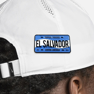 Badge en émail personnalisé en forme de <span class=keywords><strong>plaque</strong></span> <span class=keywords><strong>d</strong></span>'<span class=keywords><strong>immatriculation</strong></span> métallique, sur mesure, pour casquettes, chapeaux, collection de souvenirs, vente en gros - Product Image 1