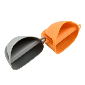 Silicone Heat Insulated Gloves With Anti-slip Microwave <strong>Oven</strong> Gloves Kitchen Baking High Temperature Mittens - Product Image 3