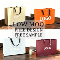 Sacs shopping en papier personnalisés avec votre propre logo pour les cosmétiques, les vêtements, les chaussures, les bijoux, les boutiques, les emballages cadeaux