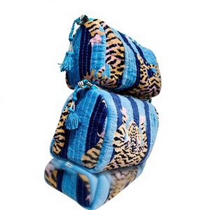 Ensemble de trousses de toilette en velours à imprimé léopard avec fermeture à cordon, style bohème, sacs de voyage pour cosmétiques - Product Image 1