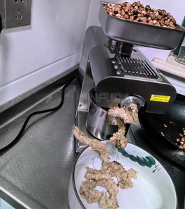 เครื่องสกัดน้ำมันสกรูเย็นอะโวคาโดปาล์มใช้ในบ้านเชิงพาณิชย์ขนาดเล็กทำงานอัตโนมัติ - Product Image 4