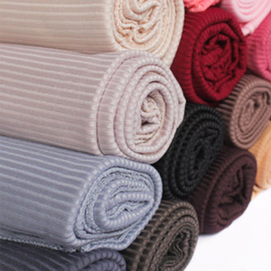 Hồi giáo dệt kim Jersey xếp li khăn choàng hijab khăn màu Rắn Đầu kết thúc tốt đẹp mềm Khăn trùm đầu phụ nữ Khăn quàng cổ - Product Image 1