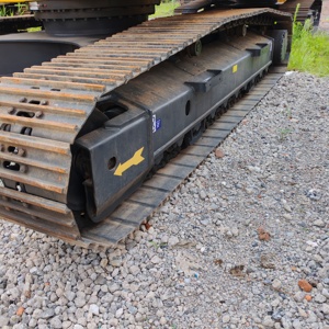 Excavadora Komatsu PC240LC de segunda mano importada de Japón, excavadora hidráulica de cadenas Komatsu PC240LC disponible para la venta en stock. - Product Image 6