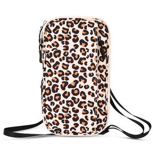 Cartera portátil para almacenamiento de documentos de viaje al extranjero, soporte multifuncional para boletos, bolsa colgante para pasaporte de gran capacidad - Product Image 5