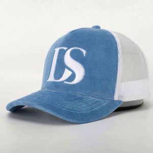 Casquette Trucker OEM Personnalisée de Haute Qualité à 5 Panneaux pour Hommes et Femmes, avec Logo Brodé 3D, en Velours Bleu Ciel et Maille, Fermeture Snapback - Product Image 1
