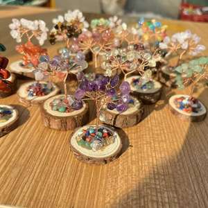 Eco-Friendly Cristal Natural Esmagado Pedra <span class=keywords><strong>Money</strong></span> <span class=keywords><strong>Tree</strong></span> Ornamento De Madeira Base Decor para Casa Carro Mini Pequenos Espaços - Product Image 2