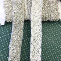 L236 Applique en Strass pour Corsage de Robe, Garnitures en Strass, Appliques en Cristal