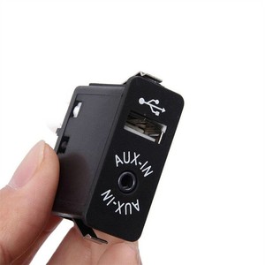สวิตช์ซ็อกเก็ตอินพุต AUX พร้อมพอร์ต USB 1 พอร์ตสำหรับรถยนต์ BMW 84109237653 - Product Image 2