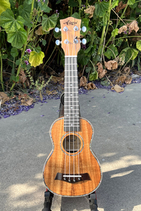 Aiersi marca hecha a mano Koa cuerpo soprano <span class=keywords><strong>ukelele</strong></span> 21 pulgadas de alta calidad <span class=keywords><strong>ukelele</strong></span> al por mayor marca personalizada China fábrica hecha <span class=keywords><strong>bajo</strong></span> precio - Product Image 2