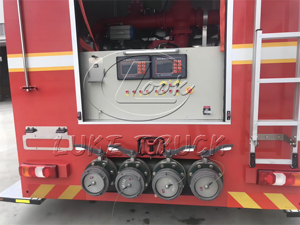 Camión de Bomberos con Espuma de Aire Comprimido de 20 m³, Estándar de Emisiones Euro 6, Chasis Mercedes 8x4, Vehículo de Extinción de Incendios CAFS de 20 Metros Cúbicos en Venta - Product Image 5
