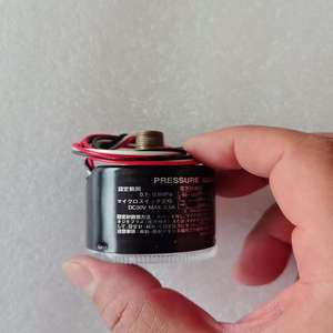 เกจวัดแรงดันแบบมีสวิตช์ รุ่น Original-SMC GP46-10-01L5 - Product Image 3