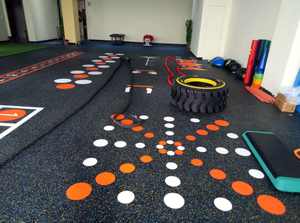 <span class=keywords><strong>Precio</strong></span> de fábrica Gimnasio Piso Alfombra Rollo Azulejo de goma de hierba <span class=keywords><strong>artificial</strong></span> de alta calidad - Product Image 5