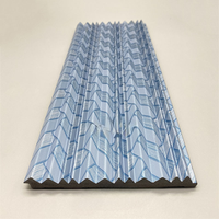 Grille en bois cannelé séchée au four, anti-moisissure, à espacement réglable des lattes, pour cloisonnement de boutique de mode