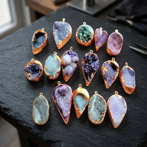 Venta al por mayor de colgantes de ágata electrochapados Druzy hechos a mano, artesanías de cristal con piedras preciosas, rocas de Reiki, minerales, regalo de Feng Shui, moda - Product Image 3