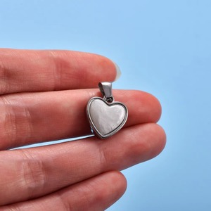 Pendentifs Cœur Mignons en Acier Inoxydable pour Colliers DIY Femme Homme, Breloques Chaîne Couleur Argent, Accessoires Bijoux Métalliques - Product Image 4