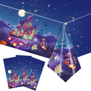 Assiettes rondes en papier jetables sur le thème d'Halloween pour les fêtes, avec un design de château de citrouille - Product Image 3