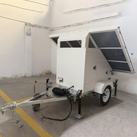 Remorque de sécurité solaire mobile d'extérieur avec mât manuel de 6 mètres pour mesures de sécurité temporaires