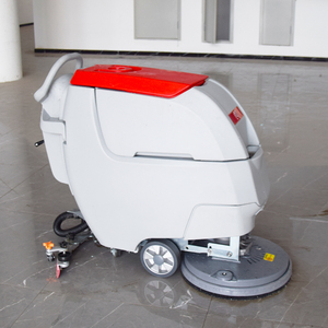 Nouvelle autolaveuse autoportée robuste certifiée CE 24 V, largeur de nettoyage 830 mm - Product Image 1