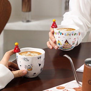 แก้วกาแฟเซรามิกพอร์ซเลนลายการ์ตูนน่ารักสร้างสรรค์ 270 มล. ของขวัญทางธุรกิจ ใช้กับไมโครเวฟได้ ทนความร้อน ใช้ซ้ำได้ - Product Image 4