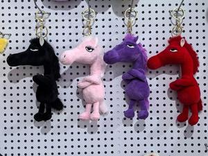 Produit très tendance 2026 : Pendentif cheval noir cool, breloque de sac, porte-clés, peluche, figurine, ornement - Product Image 2