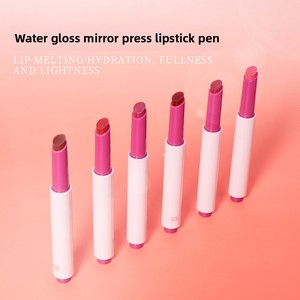 ลิปสติกขายส่ง 6 สี เม็ดสีแน่น กันน้ำ ติดทนนาน บำรุงริมฝีปาก กันเหงื่อ เนื้อนุ่ม เงาฉ่ำ รับผลิตแบรนด์ส่วนตัว - Product Image 5