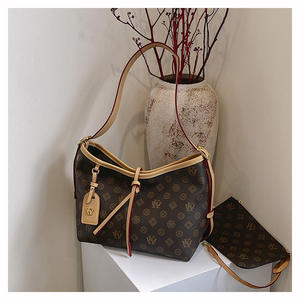 กระเป๋าสะพายไหล่สไตล์ย้อนยุคใหม่กระเป๋าผู้หญิงพิมพ์ลายเองได้กระเป๋าผู้หญิงพร้อมกระเป๋าใส่เงินจุได้เยอะ2ชิ้น - Product Image 4