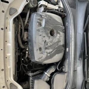 <span class=keywords><strong>Volvo</strong></span> <span class=keywords><strong>XC60</strong></span> del 2016, con Motore da 2.0L, in Ottime Condizioni e Pronta per la Vendita - Product Image 6