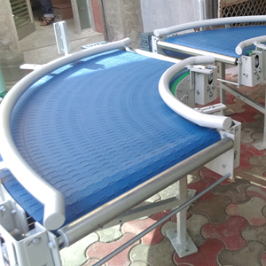 Hong's vành đai <span class=keywords><strong>Modular</strong></span> vành đai đường cong băng tải <span class=keywords><strong>90</strong></span> độ tùy chỉnh băng tải phẳng hàng đầu vành đai băng tải - Product Image 1