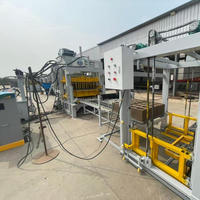 Machine de fabrication de blocs de béton hydraulique entièrement automatique QT4-15 avec système de contrôle PLC pour briques creuses, pleines, de pavage et autobloquantes