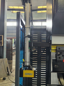 Prensa hidráulica plegadora CNC dobladora proceso de doblado de chapa metálica de 200 toneladas 4 + 1 eje prensa plegadora DA53T controlador - Product Image 5