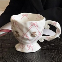 Tasse à café de l'après-midi originale en céramique rose avec motif d'ours peint à la main, design créatif, 400 ml, compatible lave-vaisselle et micro-ondes