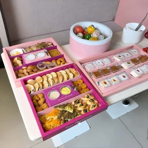 Muestra Gratuita, Caja de Bento Negra para Sushi con Logotipo Personalizado para Navidad, Caja para Postres con Divisores, Apta para Alimentos - Product Image 1