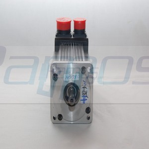 Moteur servo sans balais Reliance Electric 1326AS-B330H-21, 460V, triphasé, 163570, 2,1 Nm, 6000 tr/min, dimensions de l'arbre : diamètre 1/2 po x 1 po - Product Image 3