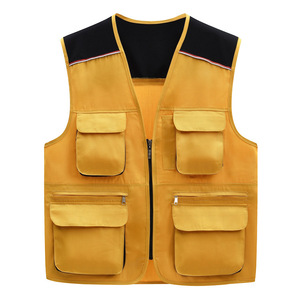 Multi Pocket Vest Work Uniform Red Polyester Outdoor Sports Vest With Multiple Pockets For Photography And Directing - Product Image 3