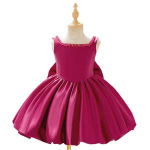 Vestido de niña con falda esponjosa adornada con cuentas, lazo y flores, estilo princesa. - Product Image 3