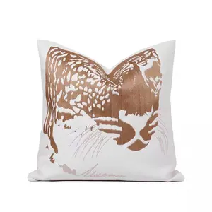 Tiff Home Custom Private LabelWhite Square Ancient Style Pillow Embroidered Pillow Cover For Sofa