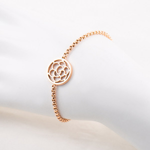 Retro Gold Plated Hollow Rose <b>Adjustable</b> <b>Bracelet</b> For Women Fashion Jewelry Gift - Product Image 3