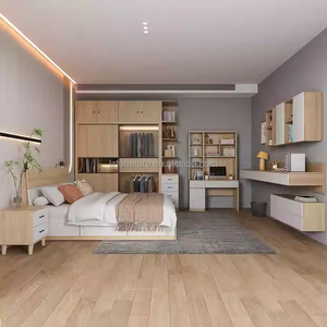 Meubles de chambre à coucher en bois clair abordables et personnalisables, ensembles de lits complets avec tables de chevet, armoire et bureau pour appartements studio - Product Image 1