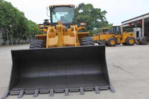 Cargadora de Ruedas XGMA de 5 Toneladas XG955H con Filtro de Aire de Baño de Aceite - Product Image 2