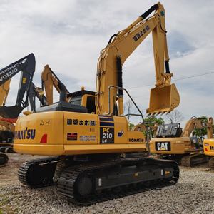 Miniexcavadora para exteriores Komatsu 210 más vendida, buen estado, terrian áspero, precio más bajo en puntos, excavadora usada a la venta - Product Image 5