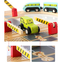 MNTL Ensemble de voies ferrées en bois pour enfants Jouet éducatif pour chemin de fer Piste de course en bois Rampe de course avec 4 mini voitures