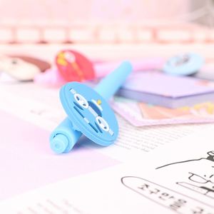 Stylo à bille en gel souple en PVC personnalisé avec personnages de dessins animés, pointe de 0,7 mm, largeur d'écriture de 1,0 mm, pour la promotion d'entreprise et les cadeaux - Product Image 5