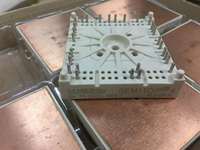 Modules IGBT haute puissance 300A 1200V 3 niveaux FF400R17KE4 pour turbines éoliennes à semi-conducteurs discrets avec stabilisation CC pour entraînement de moteur