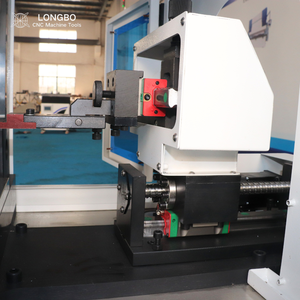 آلة ثني كهربائية بالكامل بقوة 3 طن وعرض 200 مم مع نظام محاذاة بالليزر من مصنع لونغبو مباشرة - Product Image 3