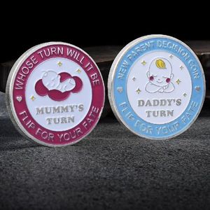 Оптовая продажа, мягкие эмалированные монеты для начинающих родителей, золотые серебряные металлические детские монеты, УФ, черный никель «мама папа» - Product Image 2