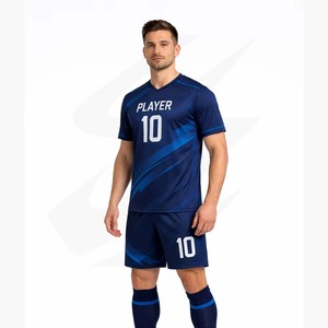 Ensemble d'uniformes de football personnalisés pour hommes, col en V, manches courtes, imprimé numérique, respirant, nom d'équipe 3D, séchage rapide, polyester, coupe classique - Product Image 6
