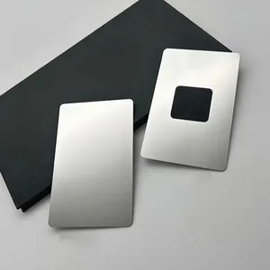 Tùy chỉnh khắc laser nhôm kinh doanh trống NFC thẻ kim loại với logo
