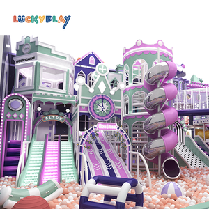 Parque Infantil Interior para Niños con <span class=keywords><strong>Torres</strong></span> <span class=keywords><strong>de</strong></span> Toboganes Múltiples Estilo Castillo y Estructuras <span class=keywords><strong>de</strong></span> Juego Elevadas <span class=keywords><strong>de</strong></span> Plástico a Gran Escala - Product Image 1